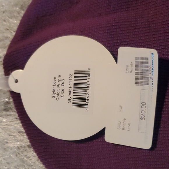 Neff Beanie - Picture 3 of 4